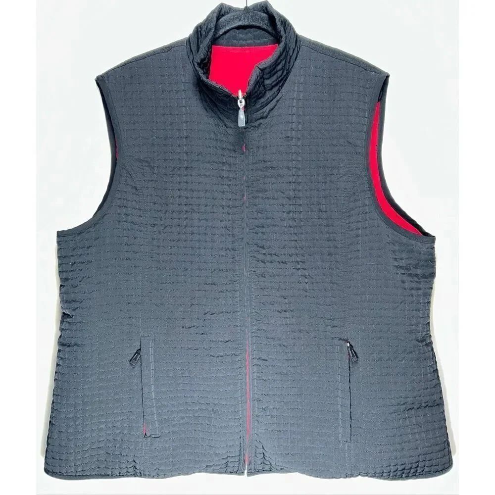 Avenue black zippered vest size 22/24